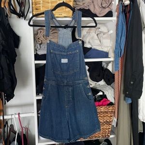 Levi overall shorts